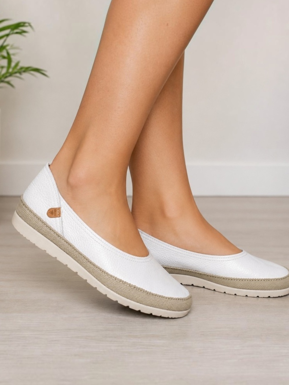 Verbenas Noelia Nucleo White Leather Ballet Flats EU 37 US 6.5 Spain